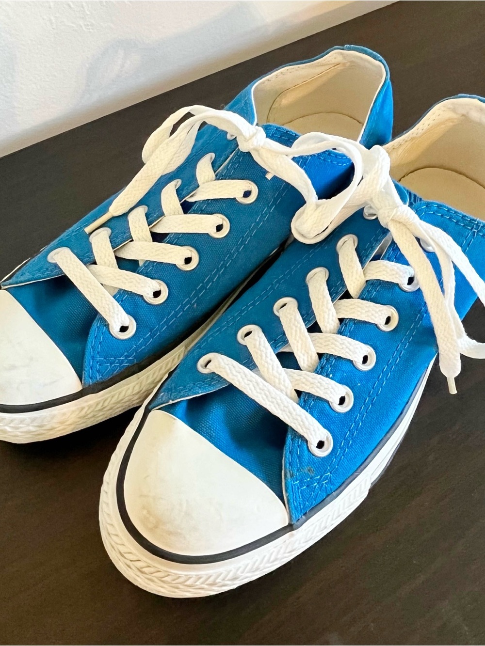 All Star Converse Blue Canvas Low-Top Sneakers with White Laces - Picture 2 of 8